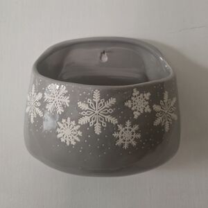 Gray Snowflake Wall Planter 9" Length 7" Tall